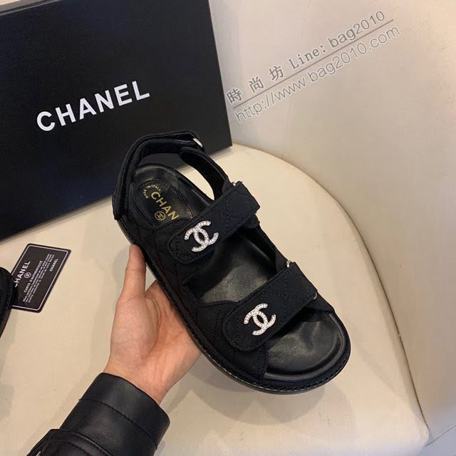 Chanel女鞋 香奈兒20ss新款魔術貼涼鞋 Chanel休閒涼鞋  naq1159